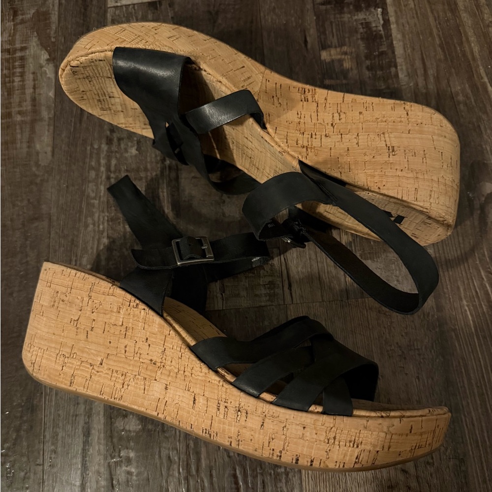 KORKS Denica Black Wedge Leather Sandals 11 - Picture 2 of 6